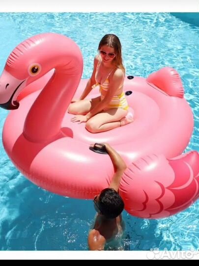 Надувной фламинго круг