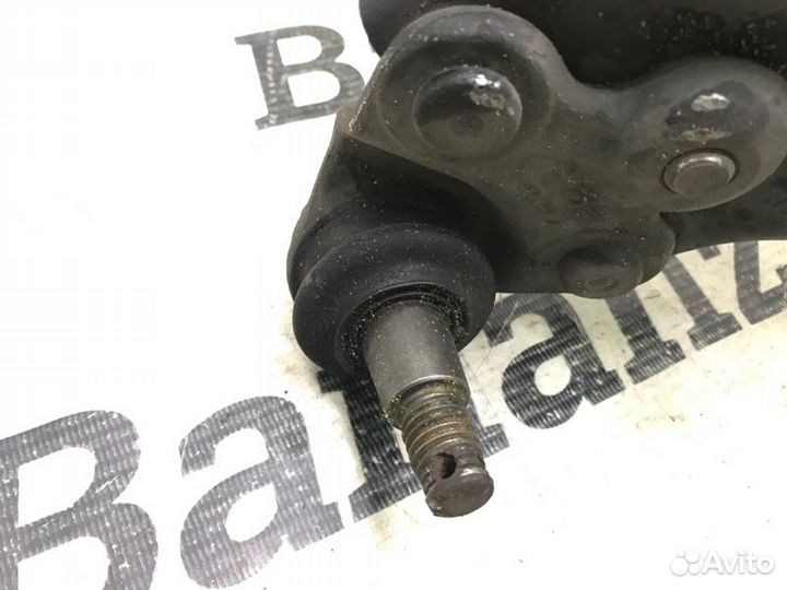 С дефектом рычаг передний правый Honda Civic 4D