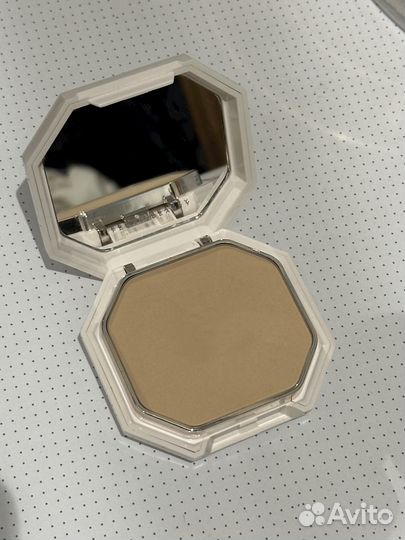 Fenty beauty пудра 190