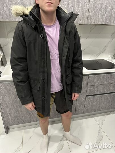 Пуховик helly hansen