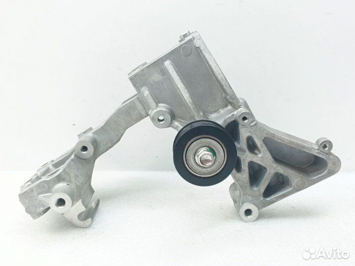 Кронштейн генератора Mitsubishi Asx 3 рестайлинг