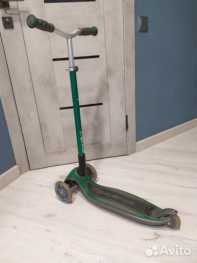Самокат трехколесный globber