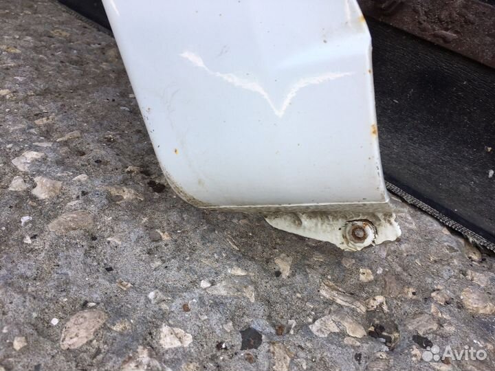 Крыло левое на гранту фл