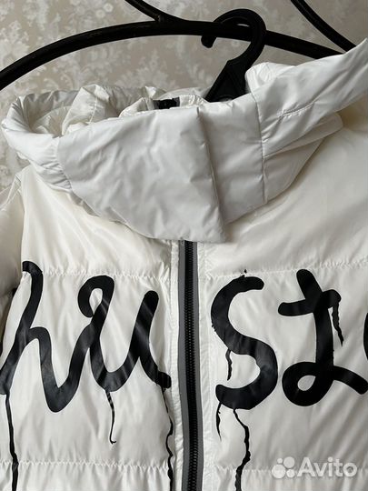 Пуховик женский 52-54 можно на 56Новый,на пуху