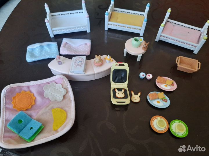 Sylvanian Families семья, мебель