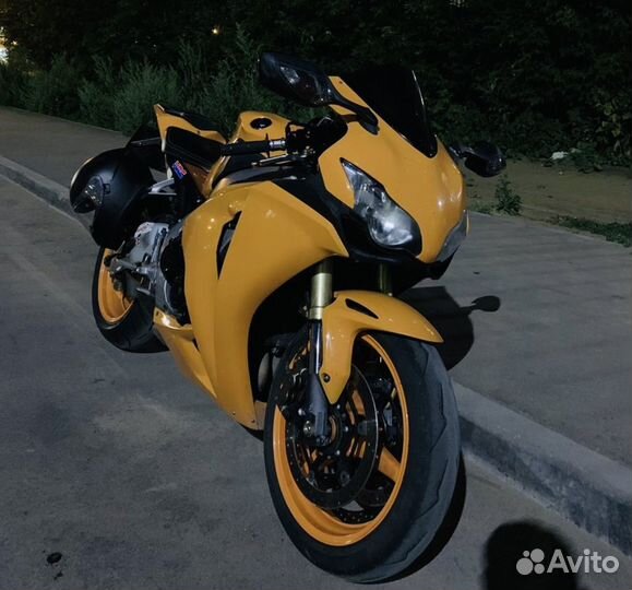 Honda cbr 1000 rr fireblade 2007-2011 пластик