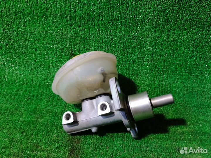 Цилиндр тормозной главный Volkswagen Passat B5 (19