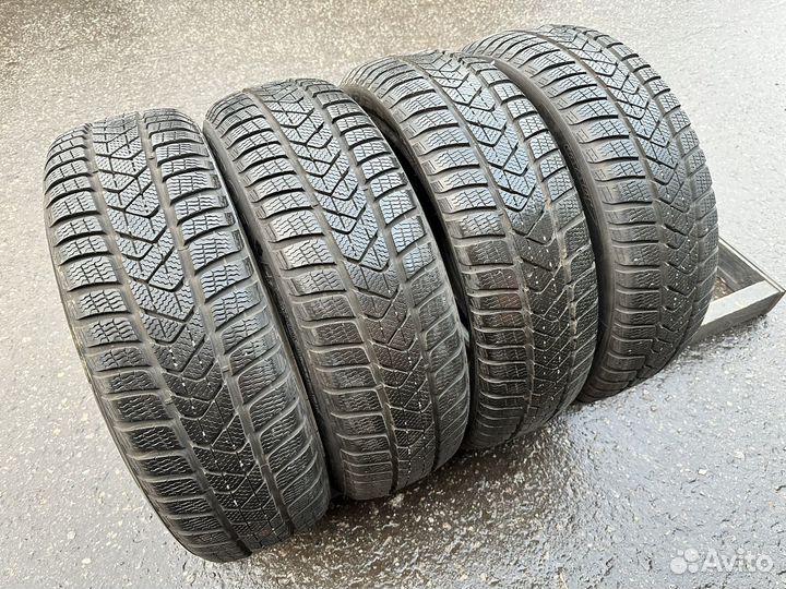 Pirelli Winter Sottozero 3 205/60 R17 93H