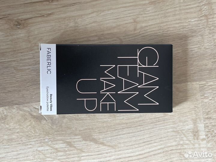 Тени для век