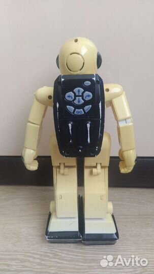 Робот, Фиксики Нолик, гусеница Вупсень из Лунтика