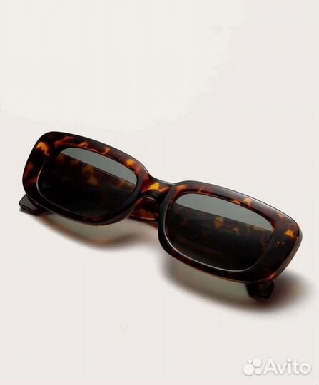 Солнцезащитные очки женские