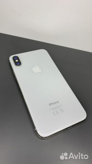 iPhone X, 64 ГБ