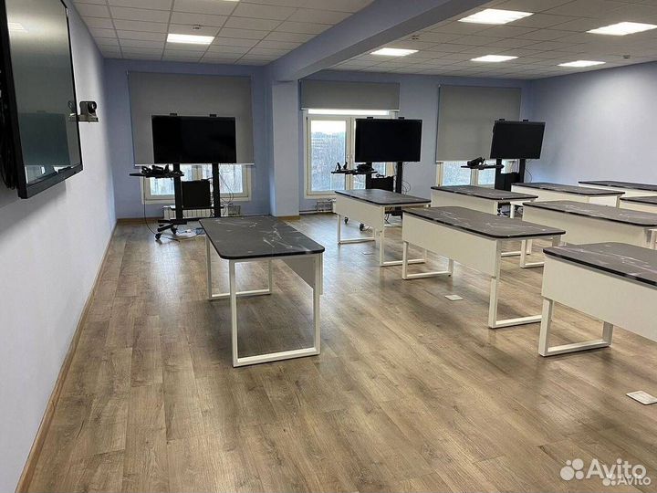 Письменный стол 'Preferable Election'