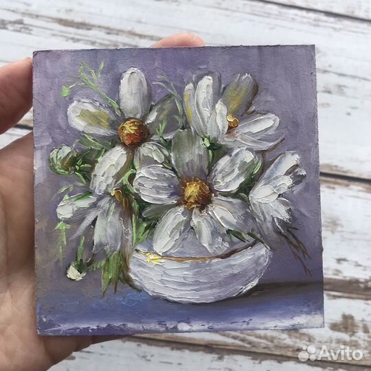 Картина маслом миниатюра Белые космеи