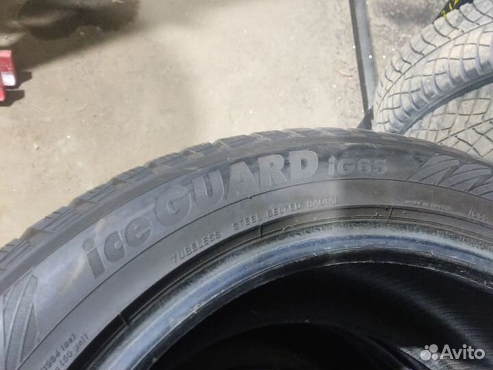 Yokohama Ice Guard IG65 245/50 R18 104T