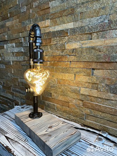 Светильник настольный в стиле лофт
