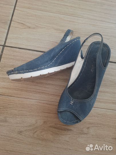 Обувь женская 37 размер