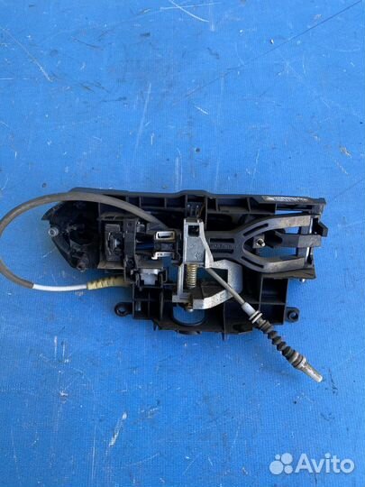 Ручка двери задняя левая на BMW F10 F11