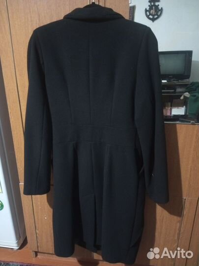 Пальто женское демисезонное 44 размер