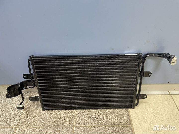 Радиатор кондиционера mitsubishi galant 1996-2000