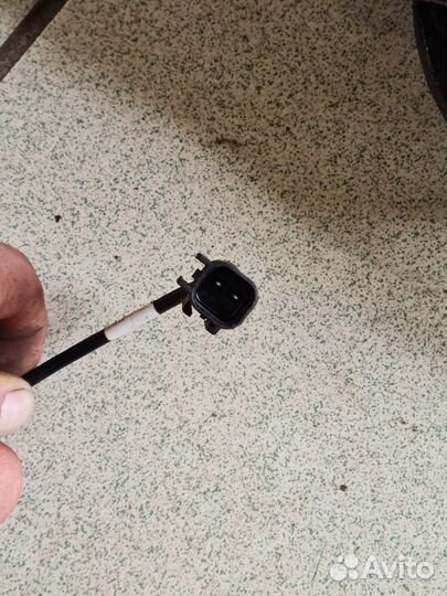 Поворотный кулак передний Mitsubishi Lancer X