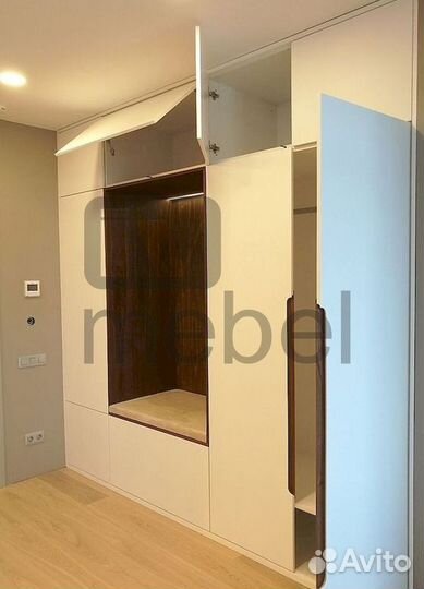 Шкаф в прихожую