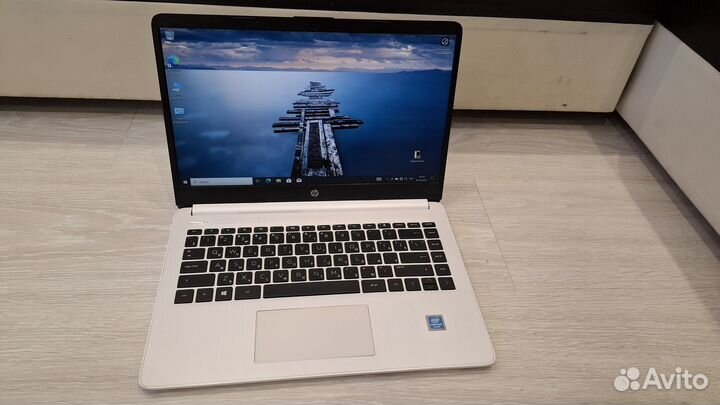 Ноутбук HP 14s 4х ядерный IPS