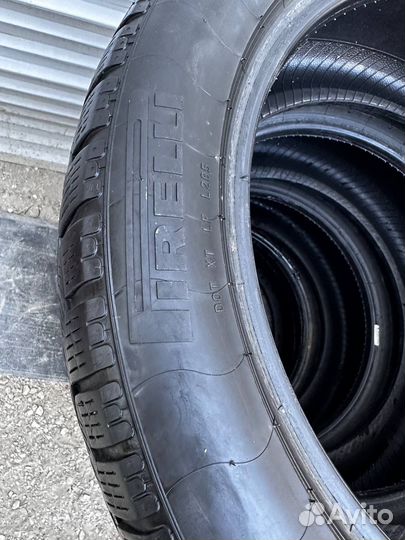 Pirelli Winter Sottozero 210 Serie II 235/50 R19 99H