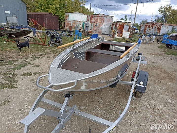 WyatBoat 390 с вëслами