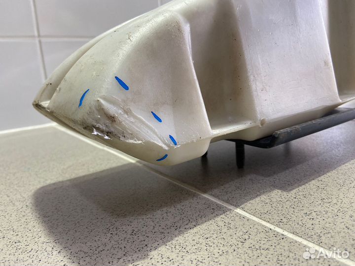 Усилитель бампера передний Mazda 323 2001 г