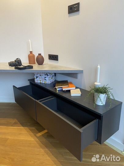 Дизайнерский компьютерный стол