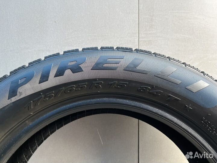 Pirelli Winter 190 Snowcontrol 175/65 R15