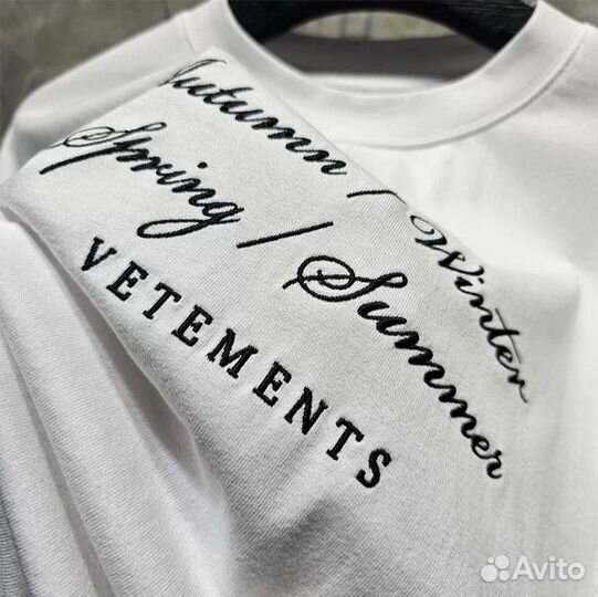 Трендовая унисекс футболка Vetements (новинка)