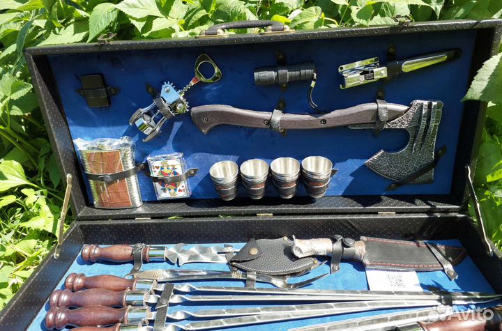 Шампура подарочные в кейсе