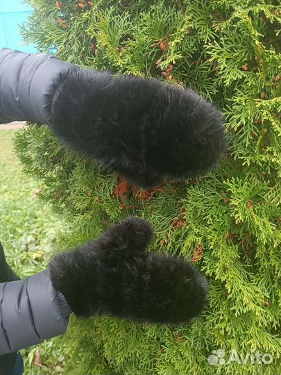Меховые варежки из норки