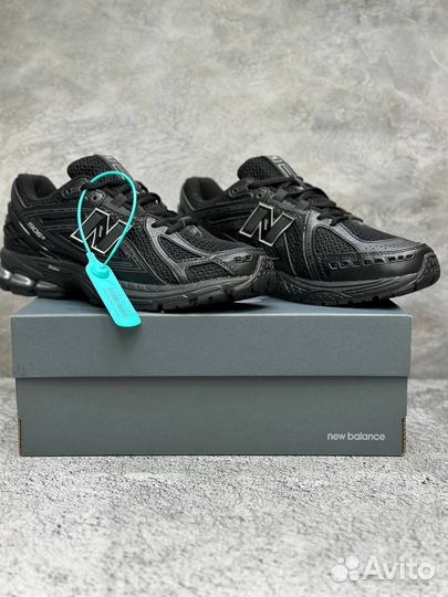 Кроссовки New Balance 1906R Black Metallic Silver