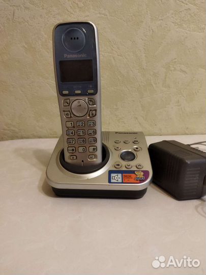 Телефон panasonic