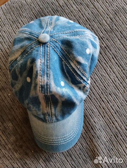 Джинсовая кепка