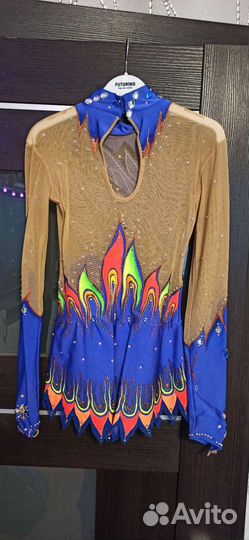 Костюм для художественной гимнастики