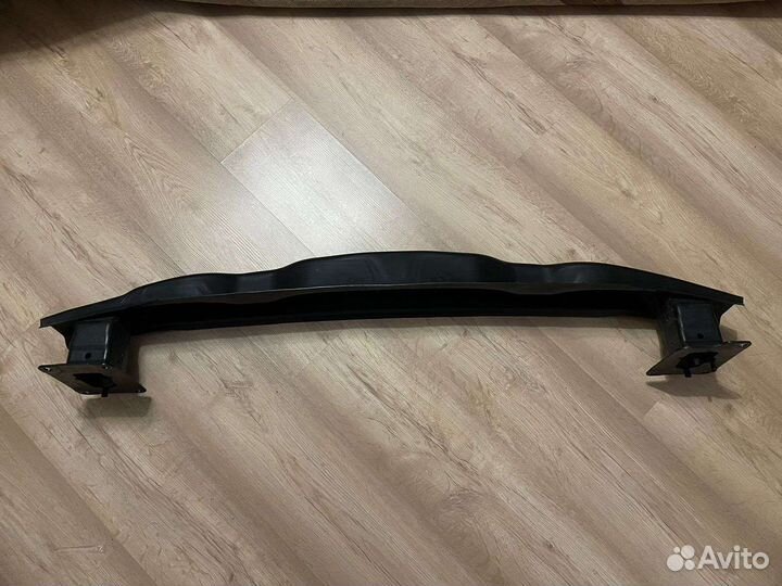 Усилитель заднего бампера Фольксваген Тигуан