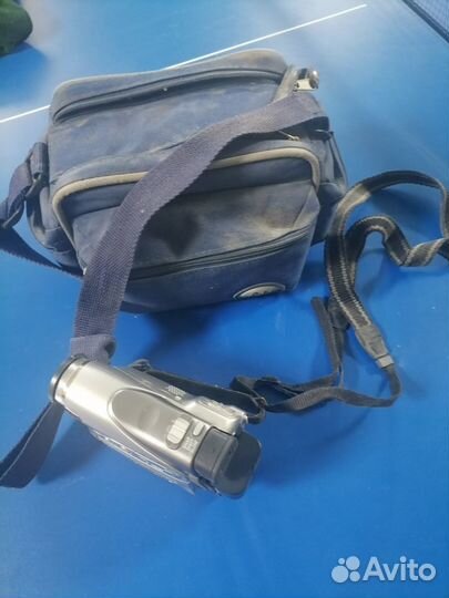 Продам видеокамеру