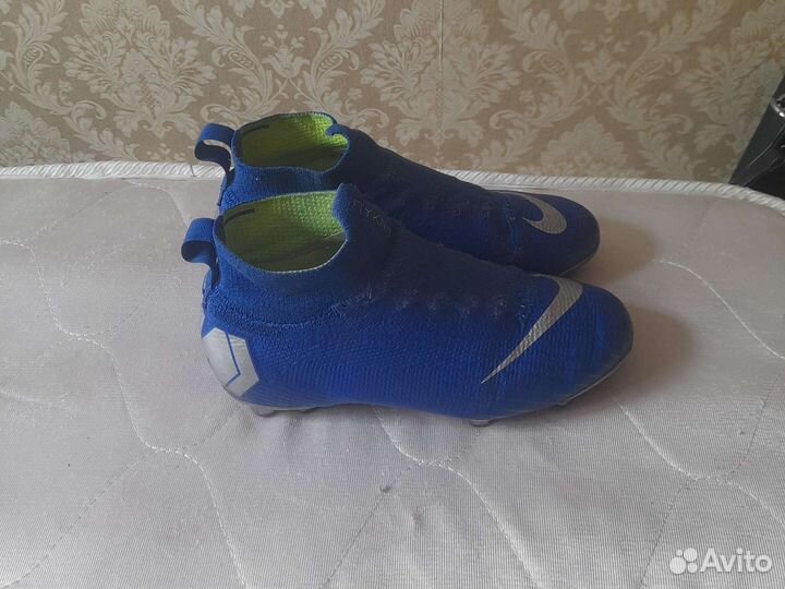 Футбольные бутсы nike mercurial