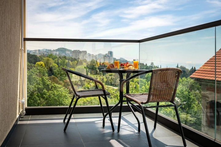 2-к. квартира, 48 м², 6/17 эт.