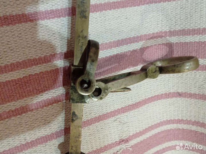 Бронзовые весы