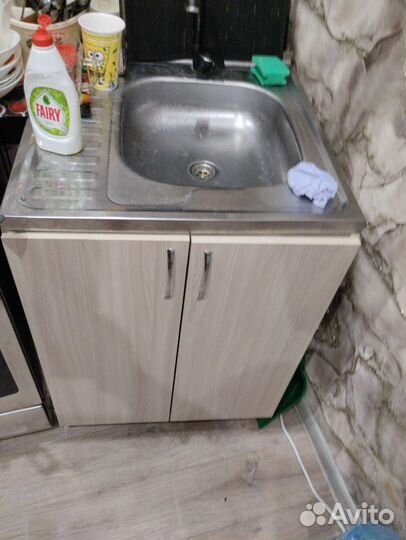 Продам тумбу под раковину на кухню