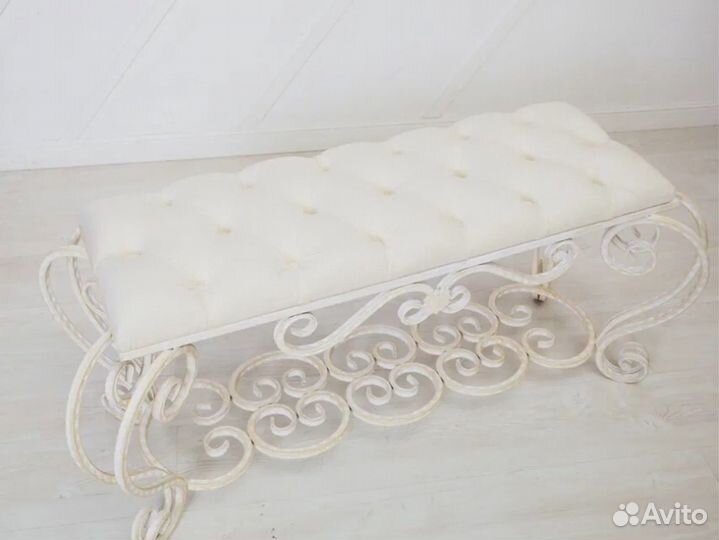 Пуфики и банкетки