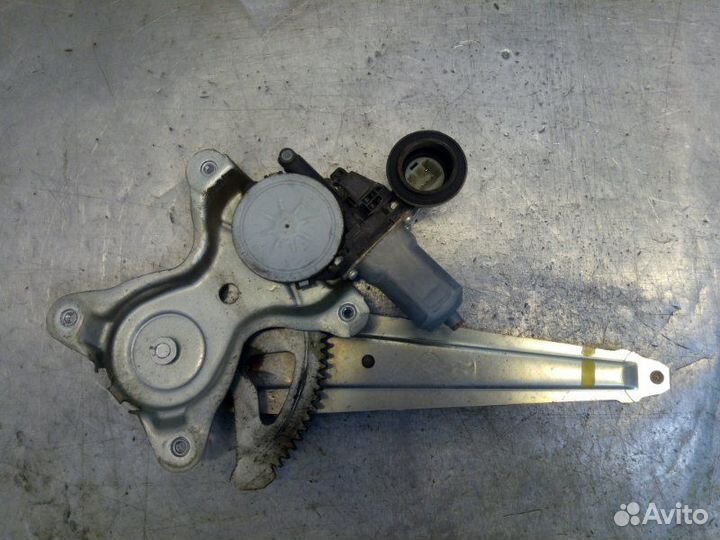 Стеклоподъемник задний левый Toyota Camry V40 2.4