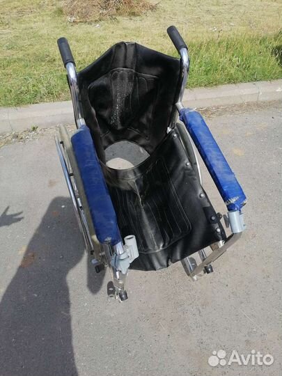 Инвалидная коляска