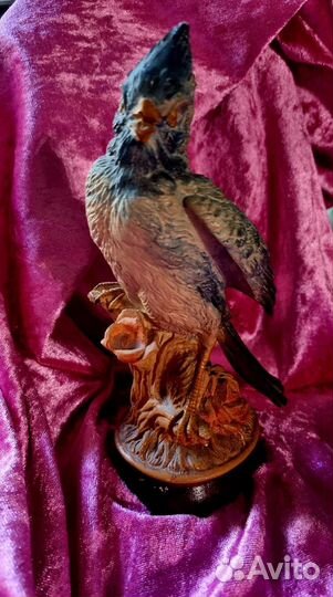 Статуэтка Попугай