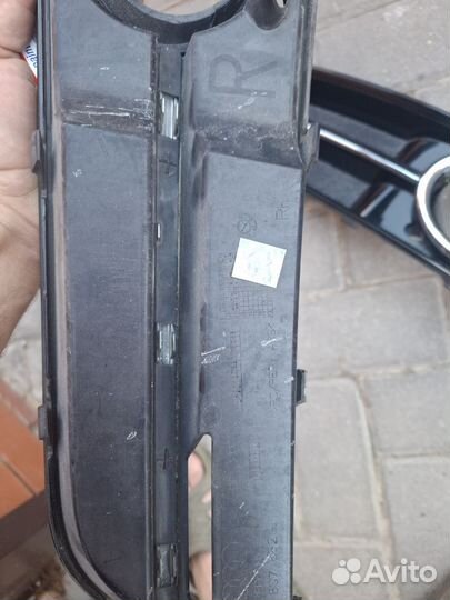 Решетка переднего бампера audi a3